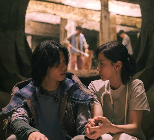 2025年香港電影推薦！《風林火山》鐡定10月1日香港上映，必看袁澧林、許光漢主演《他年·她日》浪漫之作